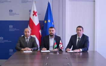 "ADY Express" and "Hellmann Worldwide Logistics" Launch Their First Joint Shipment from China to Europe via the Middle Corridor