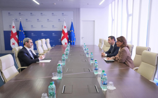 Tbilisidə BTQ dəmir yolunun təhvil-təslimi üzrə yekun aktın imzalanması müzakirə olunub