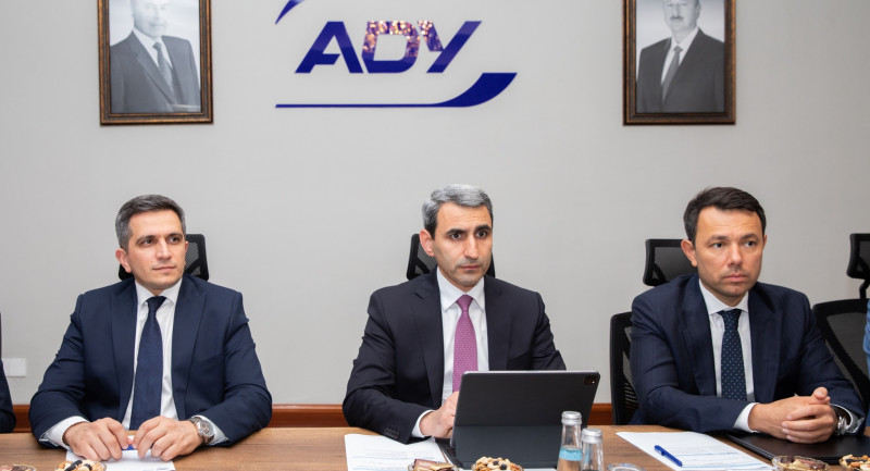 Азербайджан и Китай расширяют сотрудничество в сфере увеличения перевозок по Среднему коридору