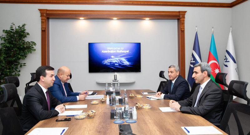 В Баку обсудили возможности Таджикистана по выходу на Европейские рынки по Среднему коридору