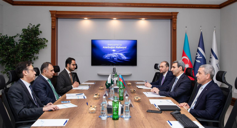 Azərbaycan və Pakistan arasında dəmiryol sahəsində əməkdaşlığın perspektivləri müzakirə olunub
