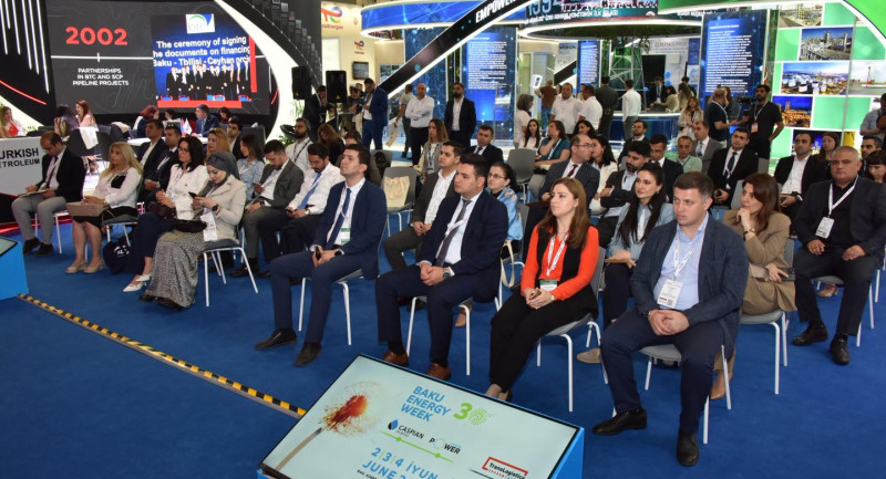 “TransLogistica Caspian” sərgisində Xəzər regionunda multimodal daşımaların perspektivləri müzakirə olunub